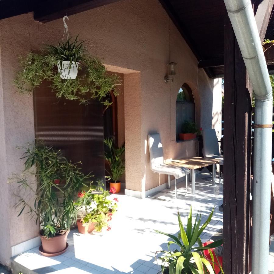 Tulman Apartment Balatonbereny Ngoại thất bức ảnh