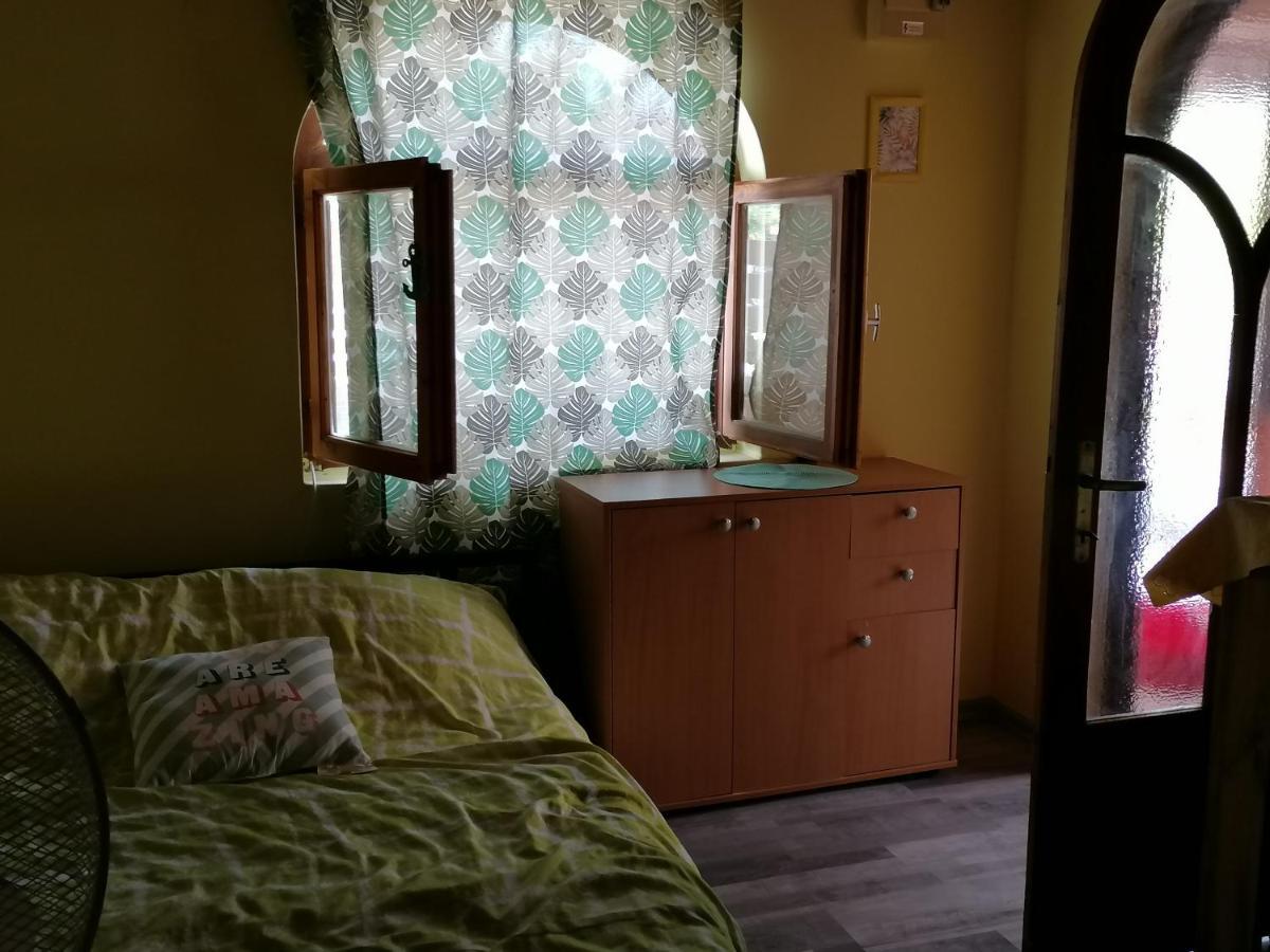 Tulman Apartment Balatonbereny Ngoại thất bức ảnh