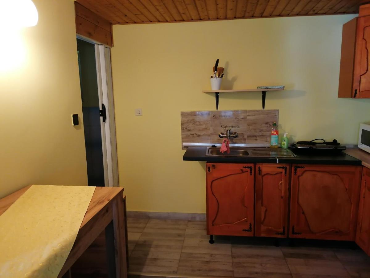 Tulman Apartment Balatonbereny Ngoại thất bức ảnh